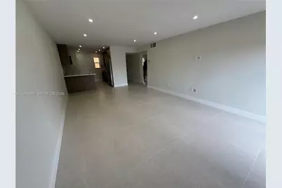 1900 W 54th St #219, Hialeah, FL 33012 - Photo 4