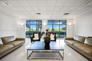 5700 Collins Ave, Miami Beach, FL 33140 - Photo 28