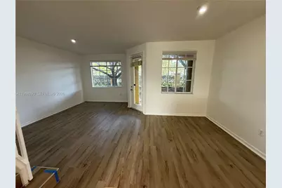 1934 SW 60th Ave, North Lauderdale, FL 33068 - Photo 6