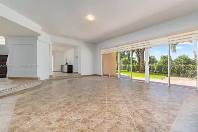 5132 NW 106th Ave, Doral, FL 33178 - Photo 8