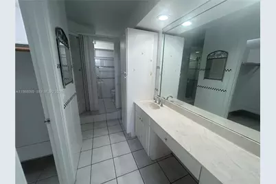 2851 Leonard Dr #J502, Aventura, FL 33160 - Photo 14