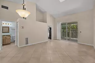 18081 SE Country Club Dr, Jupiter, FL 33469 - Photo 2