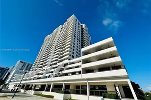 2555 Collins Ave, Miami Beach, FL 33140 - Photo 2