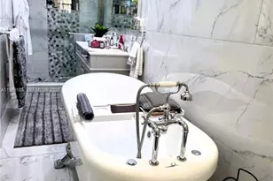 5769 NW 99th Ave, Doral, FL 33178 - Photo 36