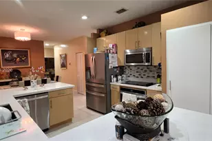 5769 NW 99th Ave, Doral, FL 33178 - Photo 14