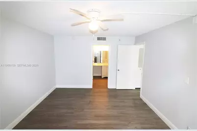 1301 River Reach Dr #214, Fort Lauderdale, FL 33315 - Photo 14