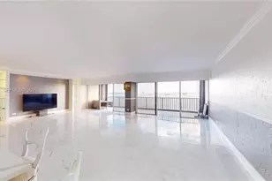 1800 NE 114th St, Miami, FL 33181 - Photo 4