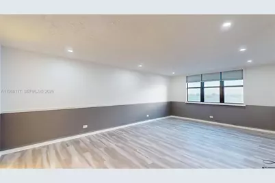 1800 NE 114th St #1705, Miami, FL 33181 - Photo 12