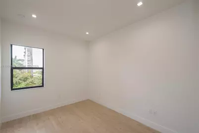 4454 NW 80th Ave, Doral, FL 33166 - Photo 14