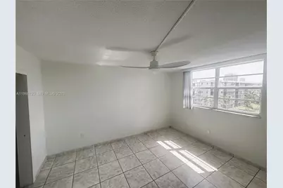 2851 Leonard Dr #J502, Aventura, FL 33160 - Photo 12