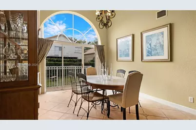 9768 NW 30th St, Doral, FL 33172 - Photo 14