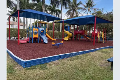 9768 NW 30th St, Doral, FL 33172 - Photo 44