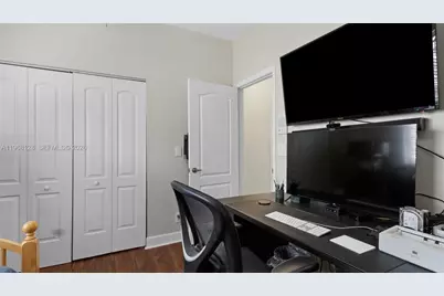 9768 NW 30th St, Doral, FL 33172 - Photo 38