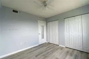 816 NW 11th St, Miami, FL 33136 - Photo 16