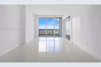 92 SW 3rd St #5109, Miami, FL 33130 - Photo 4