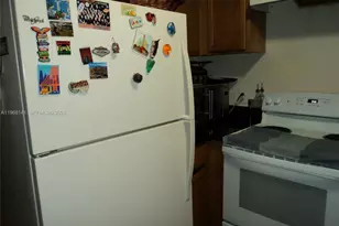 11855 NE 19th Dr, North Miami, FL 33181 - Photo 18