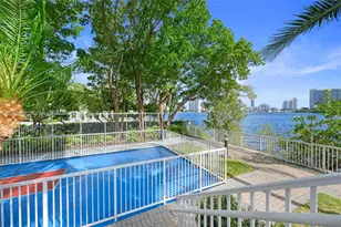 3301 NE 183 St, Aventura, FL 33160 - Photo 32