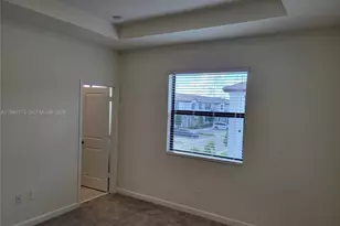 11404 West 33rd Ct, Hialeah, FL 33018 - Photo 6
