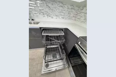 1039 Newport H #1039, Deerfield Beach, FL 33442 - Photo 10