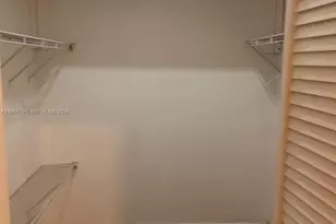 7133 SW 109th Ct, Miami, FL 33173 - Photo 12