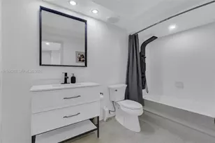 16300 Golf Club Rd, Weston, FL 33326 - Photo 16