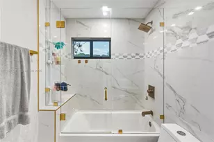 400 NW 24th St, Wilton Manors, FL 33311 - Photo 24