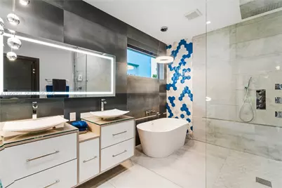 400 NW 24th St, Wilton Manors, FL 33311 - Photo 14