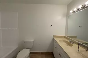 401 NW 109th Ave, Miami, FL 33172 - Photo 14