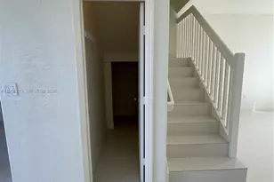 7317 NW 174th Terrace, Hialeah, FL 33015 - Photo 10