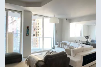 253 NE 2nd St #3903, Miami, FL 33132 - Photo 4