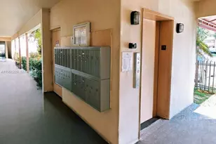 1885 NE 121st St, North Miami, FL 33181 - Photo 6