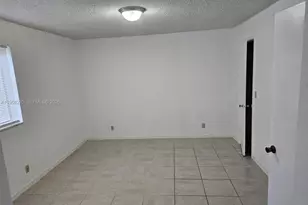 3300 N Pinewalk Dr N, Margate, FL 33063 - Photo 14