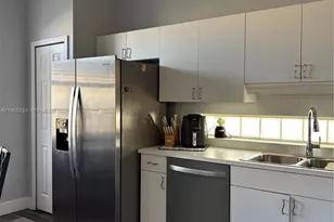 822 NW Sorrento Ln, Saint Lucie West, FL 34986 - Photo 12