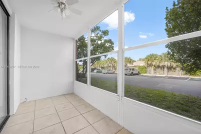 2861 Somerset Dr #104, Lauderdale Lakes, FL 33311 - Photo 22