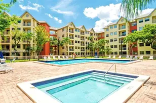 8353 Lake Dr, Doral, FL 33166 - Photo 16