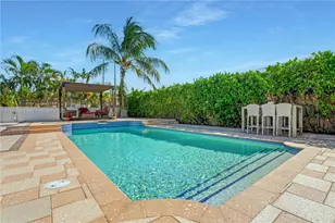 500 94th St, Surfside, FL 33154 - Photo 24