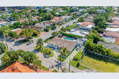 500 94th St, Surfside, FL 33154 - Photo 4