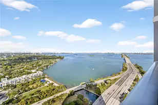 601 NE 36th St, Miami, FL 33137 - Photo 22