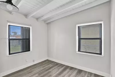 2111 York St, Opa Locka, FL 33054 - Photo 28