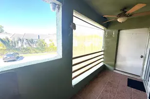 11163 NW 7th St, Miami, FL 33172 - Photo 30