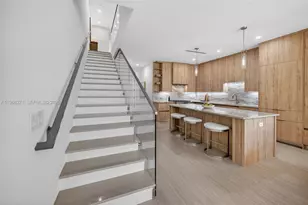 912 SE 13th St, Fort Lauderdale, FL 33316 - Photo 40