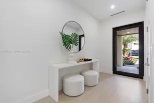 912 SE 13th St, Fort Lauderdale, FL 33316 - Photo 2