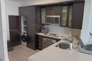 5085 NW 7th St, Miami, FL 33126 - Photo 2