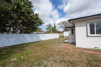7128 NW 20th Ave, Miami, FL 33147 - Photo 24