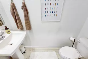 1040 SE 24th Ave, Homestead, FL 33035 - Photo 14