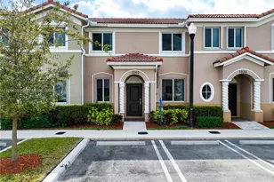 1040 SE 24th Ave, Homestead, FL 33035 - Photo 1