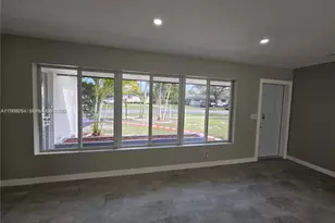 221 SW 53rd Ave, Plantation, FL 33317 - Photo 6