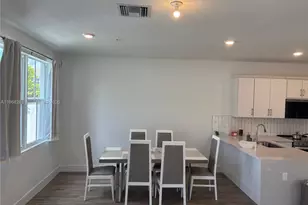 146 SW 170th Ave, Pembroke Pines, FL 33027 - Photo 8