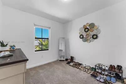 514 NE 12th St, Florida City, FL 33034 - Photo 24