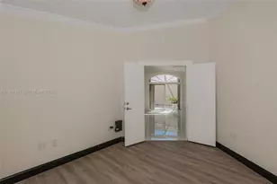 15251 Wilshire Way, Pembroke Pines, FL 33027 - Photo 20